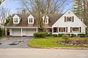 93 Golfview Rd, Lake Zurich, IL 60047 - Photo 1