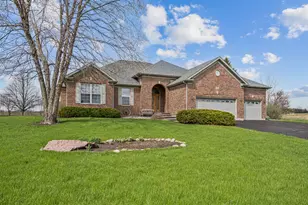 17214 Fieldstone Dr, Marengo, IL 60152 - Photo 1
