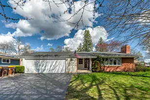 400 Becking Ave, Woodstock, IL 60098 - Photo 1