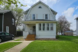 511 College Ave, Dixon, IL 61021 - Photo 1