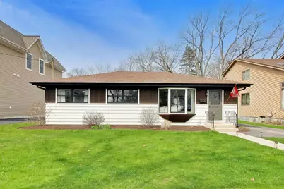 456 Lowell Avenue, Glen Ellyn, IL 60137 - Photo 1