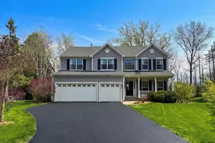 2825 Haven Ln, Lindenhurst, IL 60046 - Photo 1