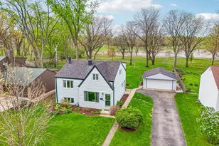 51 W Crystal Ave, Lombard, IL 60148 - Photo 1