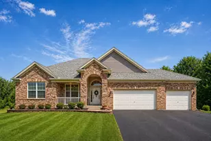 1235 Mallard Ln, Hoffman Estates, IL 60192 - Photo 1