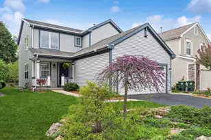 955 Blackburn Dr, Grayslake, IL 60030 - Photo 1