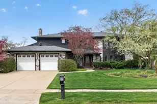 236 Saugus Ln, Schaumburg, IL 60173 - Photo 1