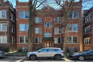 1433 W Rosemont Ave, Chicago, IL 60660 - Photo 1