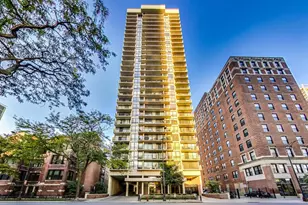 3150 N Sheridan Rd, Chicago, IL 60657 - Photo 1