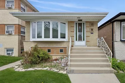 6520 W 63rd Street, Chicago, IL 60638 - Photo 1