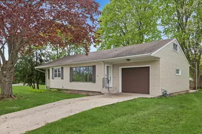821 Diane Court, Marengo, IL 60152 - Photo 1