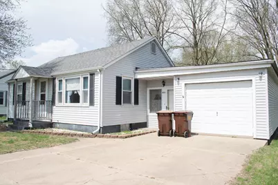 421 7th Avenue, Erie, IL 61250 - Photo 1