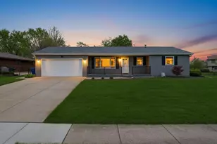 1034 S Cooper St, New Lenox, IL 60451 - Photo 1