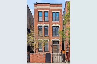 158 W Burton Place #1, Chicago, IL 60610 - Photo 1