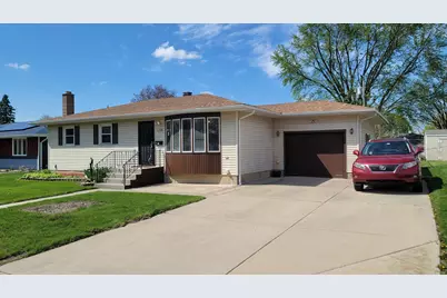 528 Glenwood Drive, Belvidere, IL 61008 - Photo 1