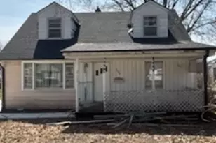 1908 W Pearl Ave, Rockford, IL 61103 - Photo 1