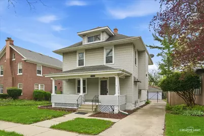 906 Garfield Avenue, Aurora, IL 60506 - Photo 1