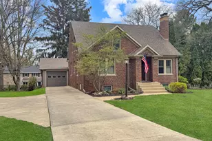 1720 W Harrison St, Freeport, IL 61032 - Photo 1