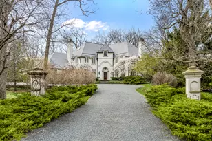 1315 Abington Cambs Dr, Lake Forest, IL 60045 - Photo 1