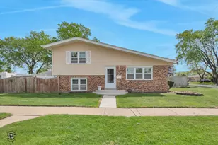 3741 W 121st St, Alsip, IL 60803 - Photo 1