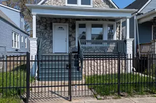 7117 S Wolcott Ave, Chicago, IL 60636 - Photo 1