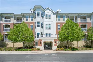 2750 Commons Dr, Glenview, IL 60026 - Photo 1
