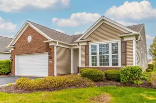 2942 Ravinia Cir, Mundelein, IL 60060 - Photo 1