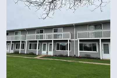 17444 W Walnut Lane, Gurnee, IL 60031 - Photo 1