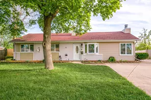 85 Kingman Ln, Hoffman Estates, IL 60169 - Photo 1