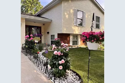 2215 Bradford Drive, Wheaton, IL 60189 - Photo 1