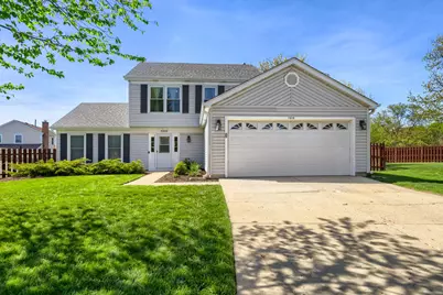 1310 W Darlington Circle, Hoffman Estates, IL 60169 - Photo 1