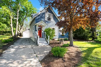 615 Elm Street, Batavia, IL 60510 - Photo 1