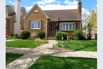 3532 N Pioneer Avenue, Chicago, IL 60634 - Photo 1
