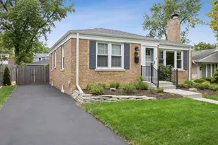 715 Forest Rd, La Grange Park, IL 60526 - Photo 1