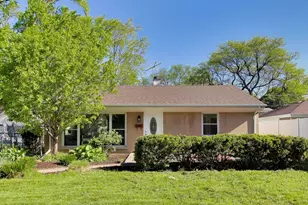2113 Seward St, Evanston, IL 60202 - Photo 1