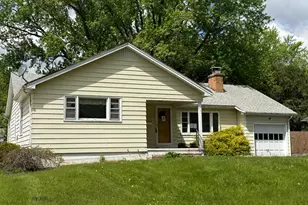 1017 Mary Ave, Dixon, IL 61021 - Photo 1