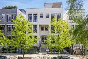 1113 W Chestnut St, Chicago, IL 60642 - Photo 1