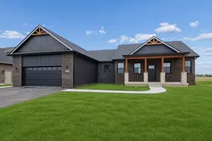 30773 Harvest Dr, Wilmington, IL 60481 - Photo 1
