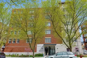2320 W St Paul Ave, Chicago, IL 60647 - Photo 1