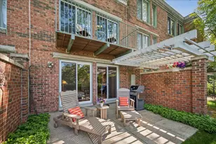4020 Arbor Ln, Northfield, IL 60093 - Photo 1