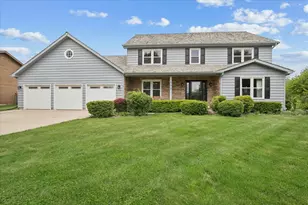 1902 Pine Meadow Ct, Gurnee, IL 60031 - Photo 1