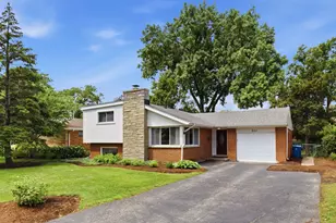 331 E Huntington Ave, Elmhurst, IL 60126 - Photo 1