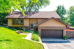 1104 Monroe St, Wauconda, IL 60084 - Photo 1
