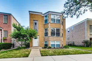 2734 W Farragut Ave, Chicago, IL 60625 - Photo 1