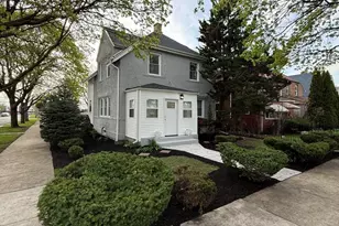 8758 S Wabash Ave, Chicago, IL 60619 - Photo 1