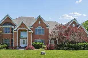 39571 Orchard Bluff Ln, Wadsworth, IL 60083 - Photo 1