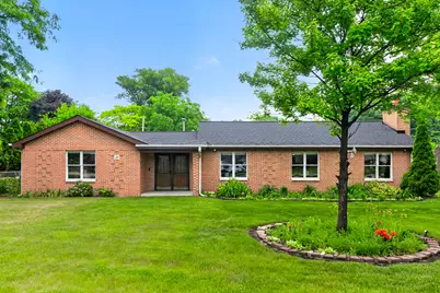 21 S Elmhurst Road, Prospect Heights, IL 60070 - Photo 1