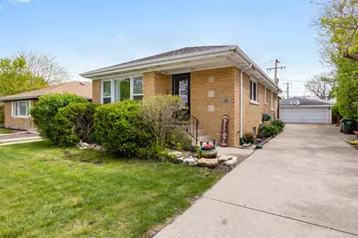 2711 Maple Avenue, Brookfield, IL 60513 - Photo 1