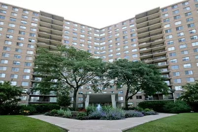 7033 N Kedzie Avenue #1410, Chicago, IL 60645 - Photo 1