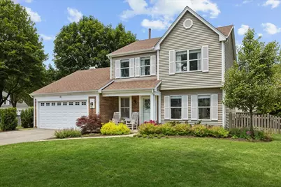 35 Knightsbridge Drive, Mundelein, IL 60060 - Photo 1