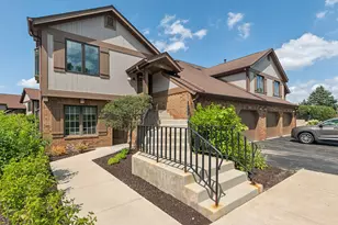 7822 W Arquilla Dr, Palos Heights, IL 60463 - Photo 1